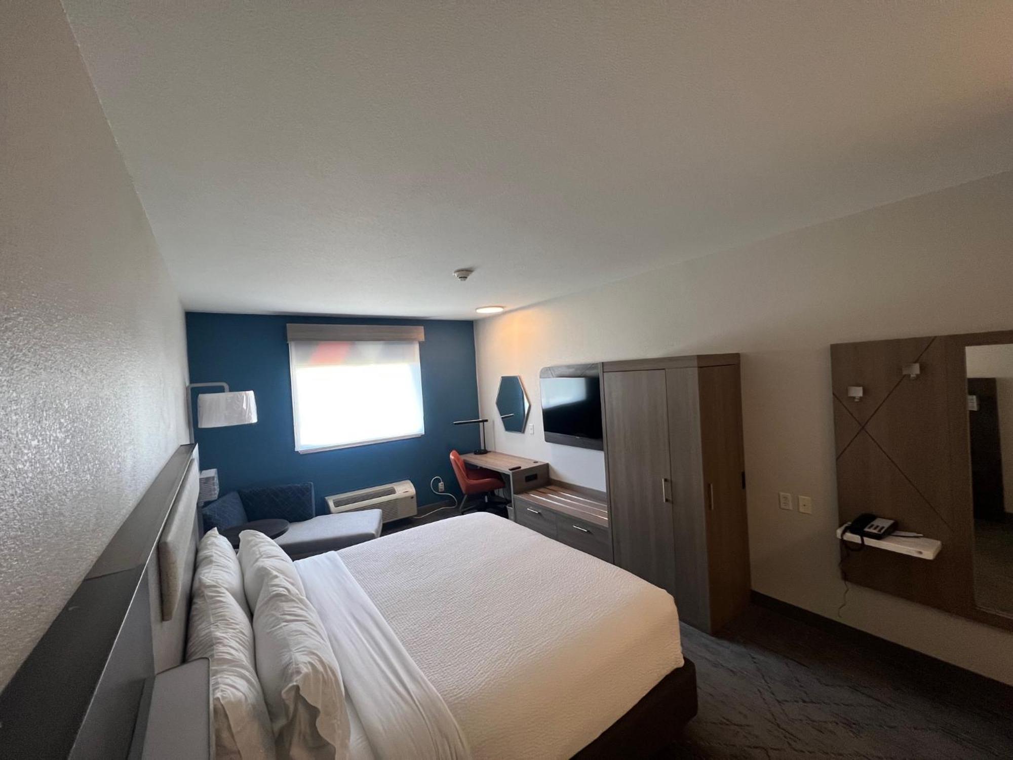 Holiday Inn Express - Wichita North - Park City By Ihg Dış mekan fotoğraf
