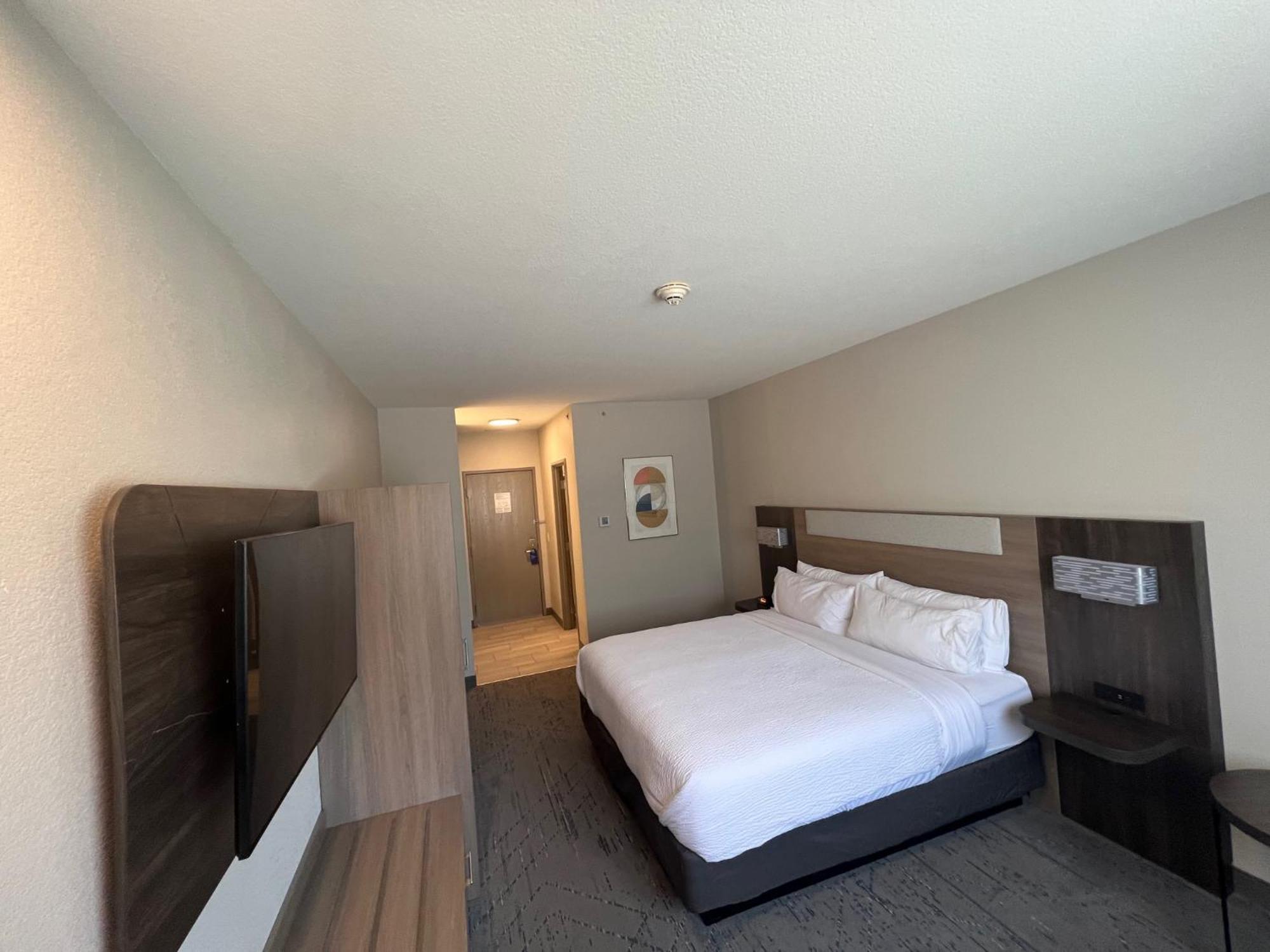 Holiday Inn Express - Wichita North - Park City By Ihg Dış mekan fotoğraf